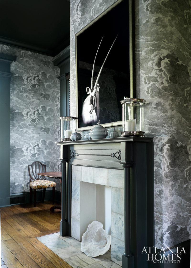 Traditional Southern Modern Fireplace| House of Valentina