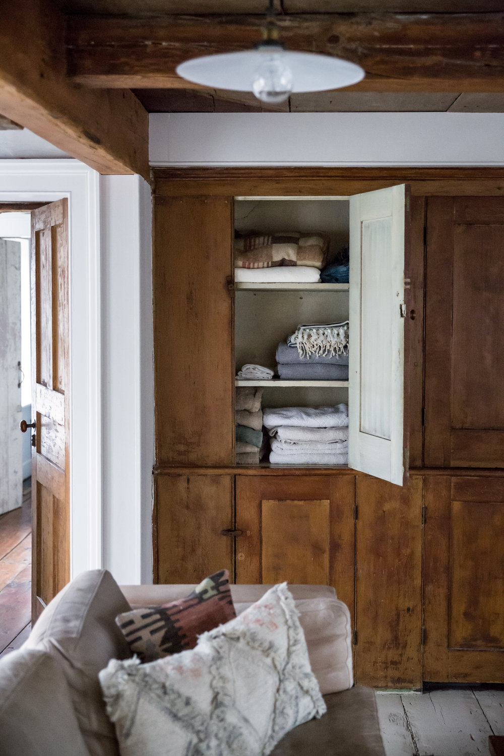 Jersey-Ice-Cream-Co-Old-Chatham-House-Remodelista-cabinets