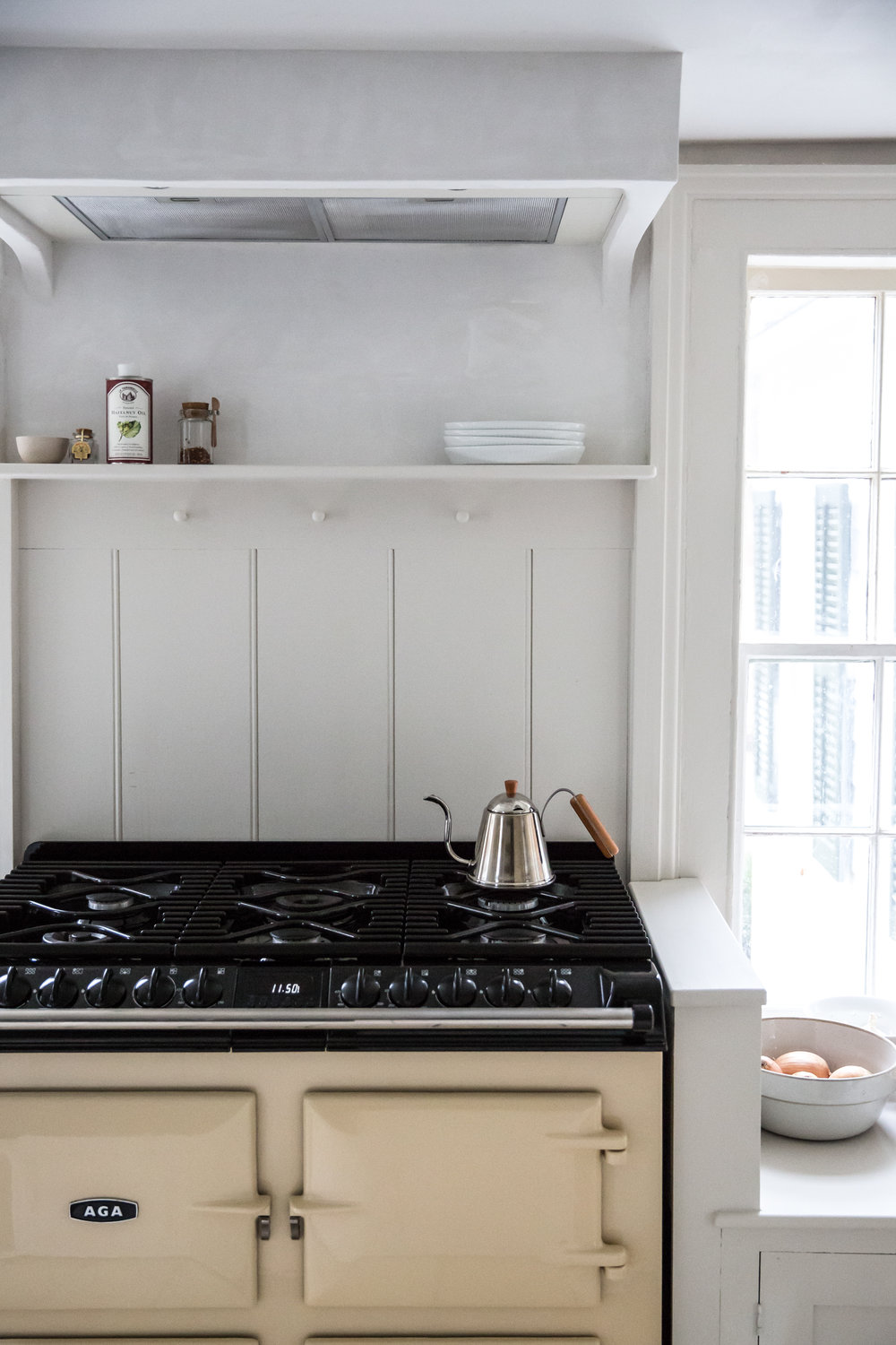 Jersey-Ice-Cream-Co.-Old-Chatham-House-Remodelista-stove