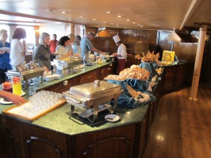 Nile cruise breakfast buffet