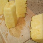 cut a pineapple