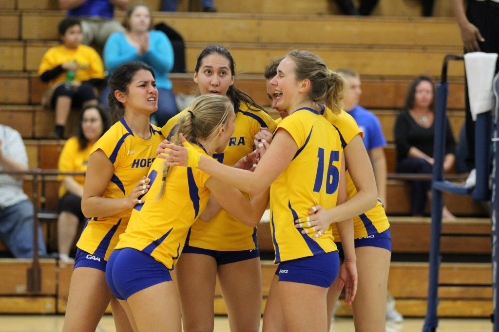 Cam Keough/The Chronicle Hannah Klemm (16), Sophia Black (2), Nanishka Perez (7), and the rest of the players on the court come in to celebrate. Hofstra volleyball has put up back-to-back seasons of 20+ wins. 