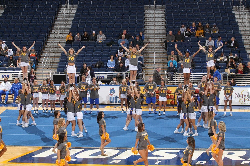 Hofstra’s cheerleaders and dance team members pump up the crowd at Midnight Madness. (Photo courtesy of Hofstra Athletics)
