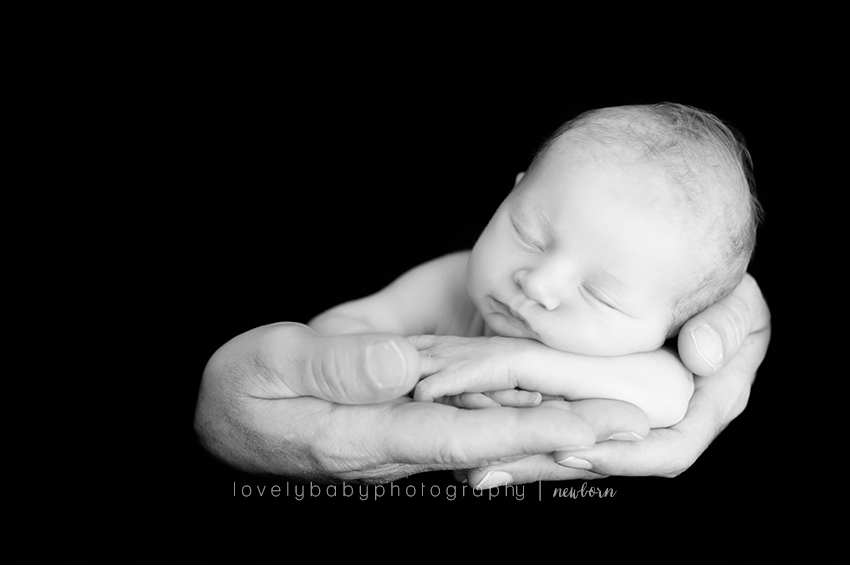 03 fair oaks newborn baby studio photographer
