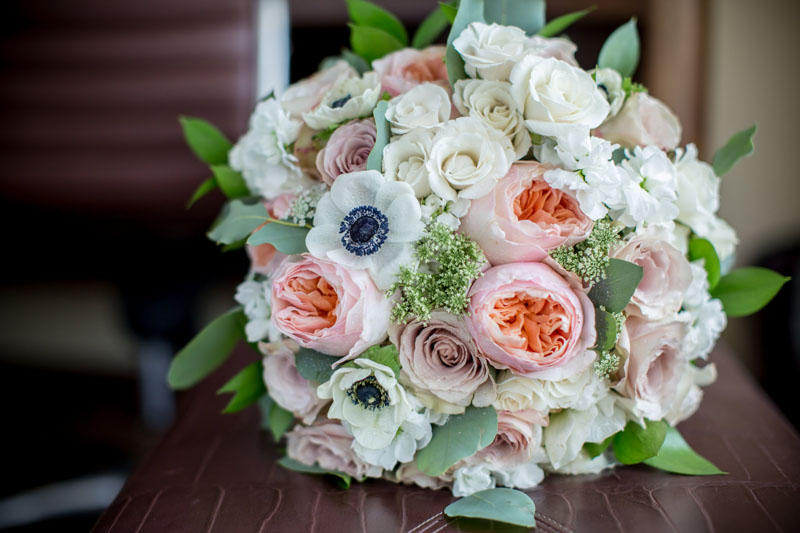 bridal bouquet in blush and peach