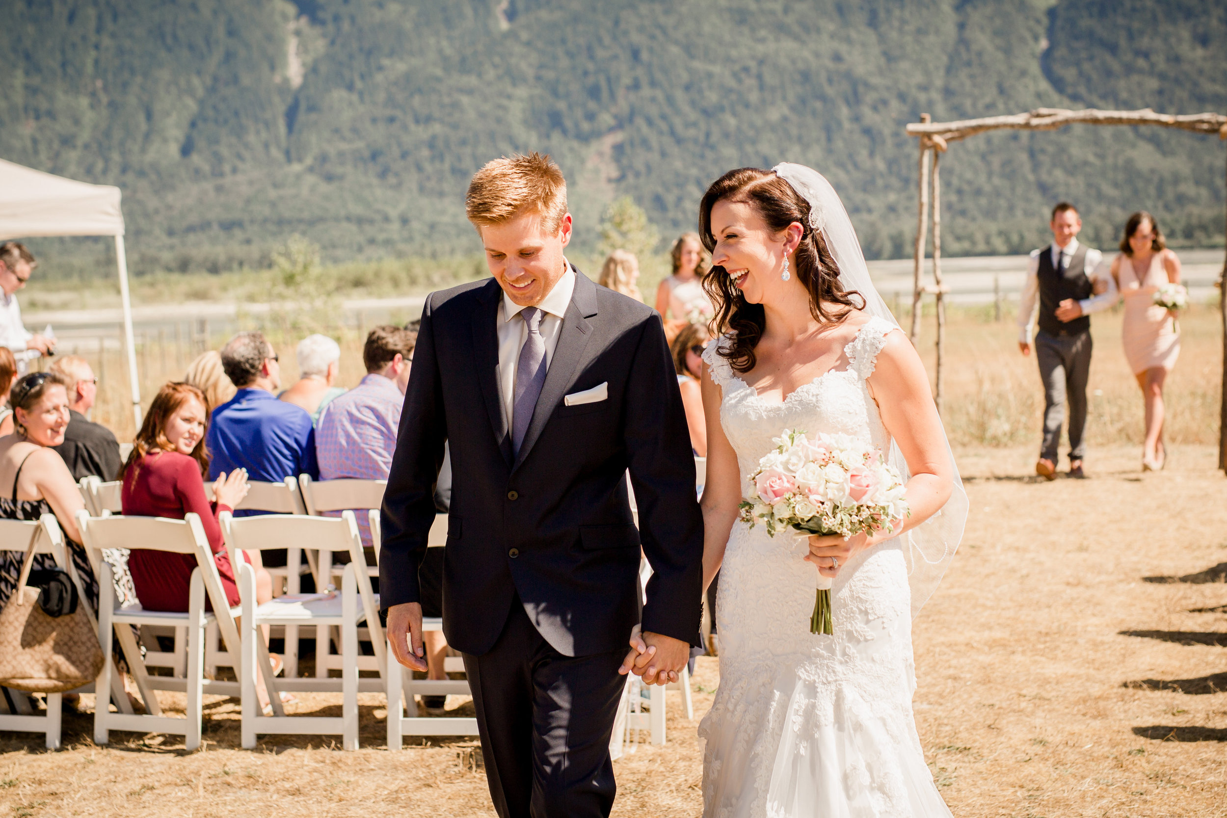 wedding-ceremony-at-fraser-river-lodge