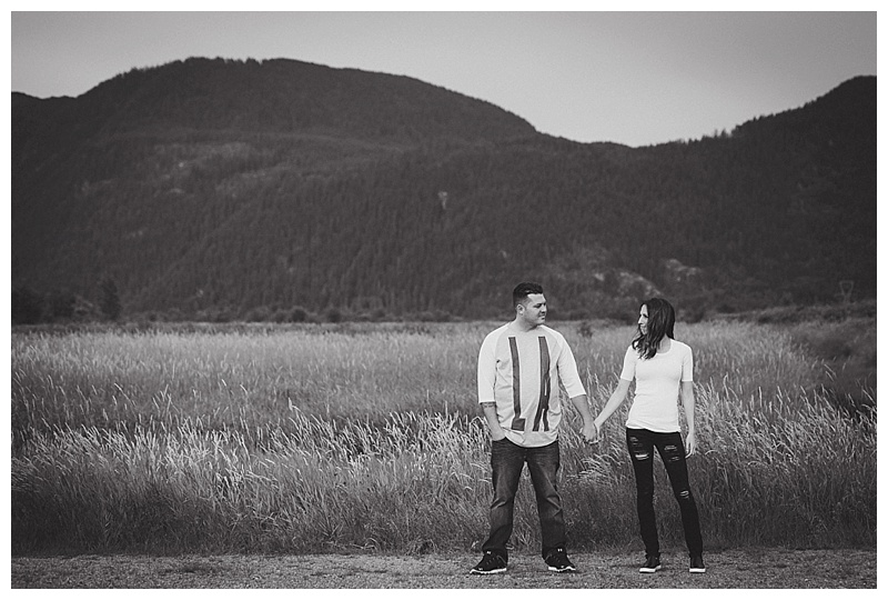 engagement photography in pitt meadows