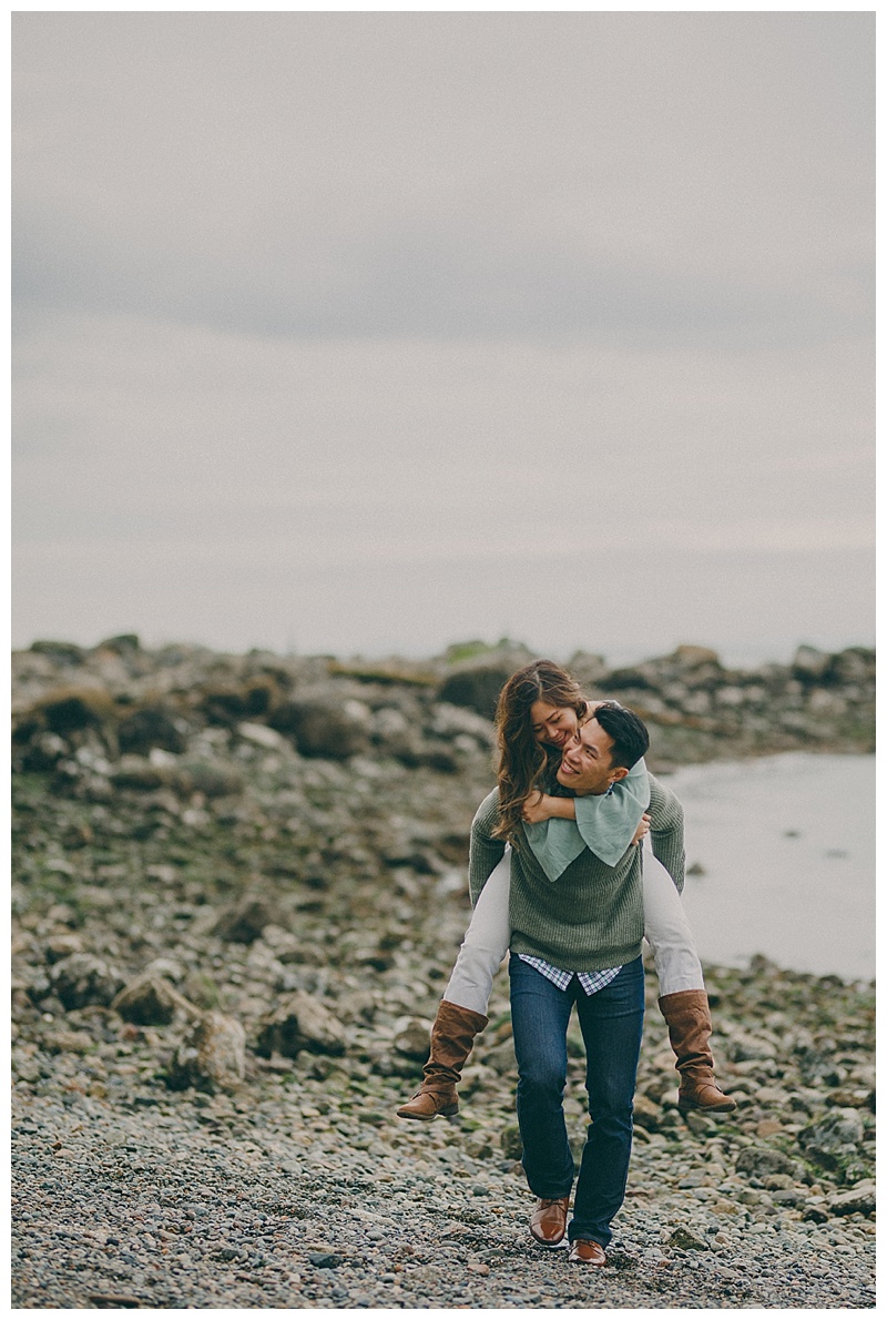 engagement photos at whytecliff park