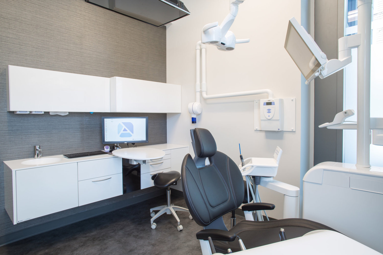 Why Minimalist Design Should Be Incorporated In Every Dental