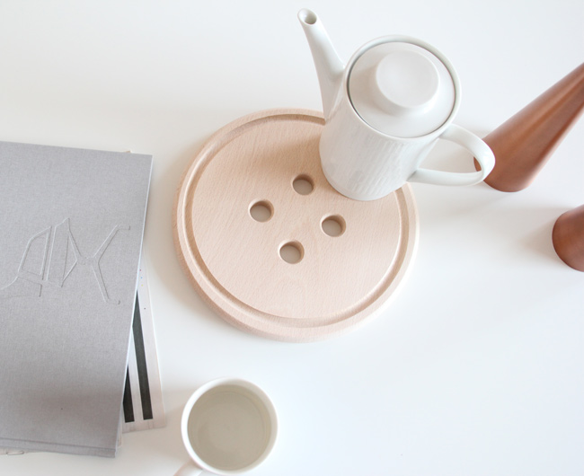 Button Trivet from Magpie Miller