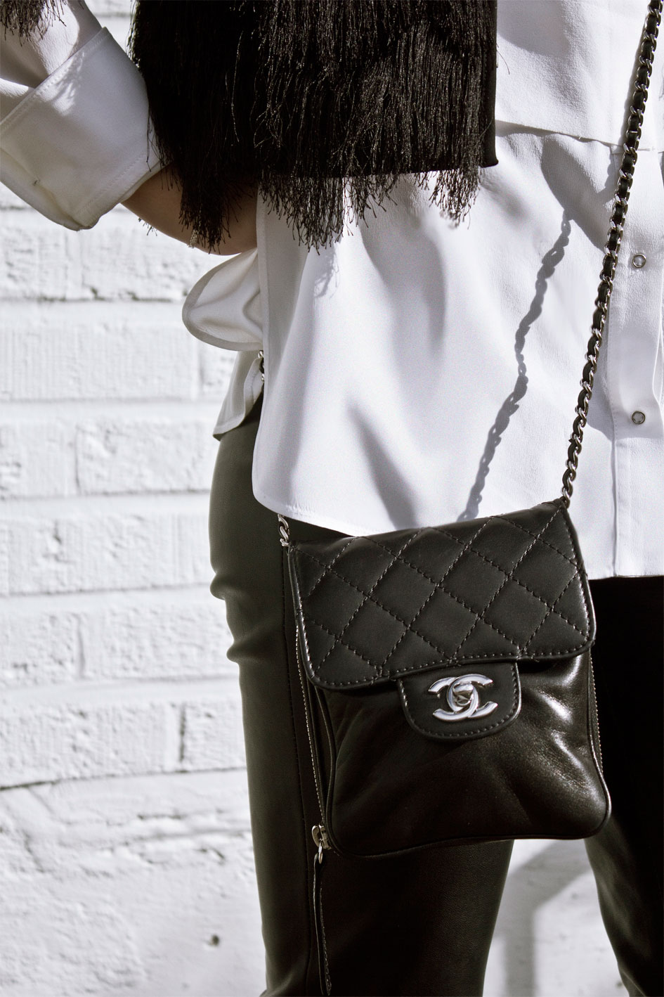 Chanel Black Lambskin Quilted Shoulder Handbag