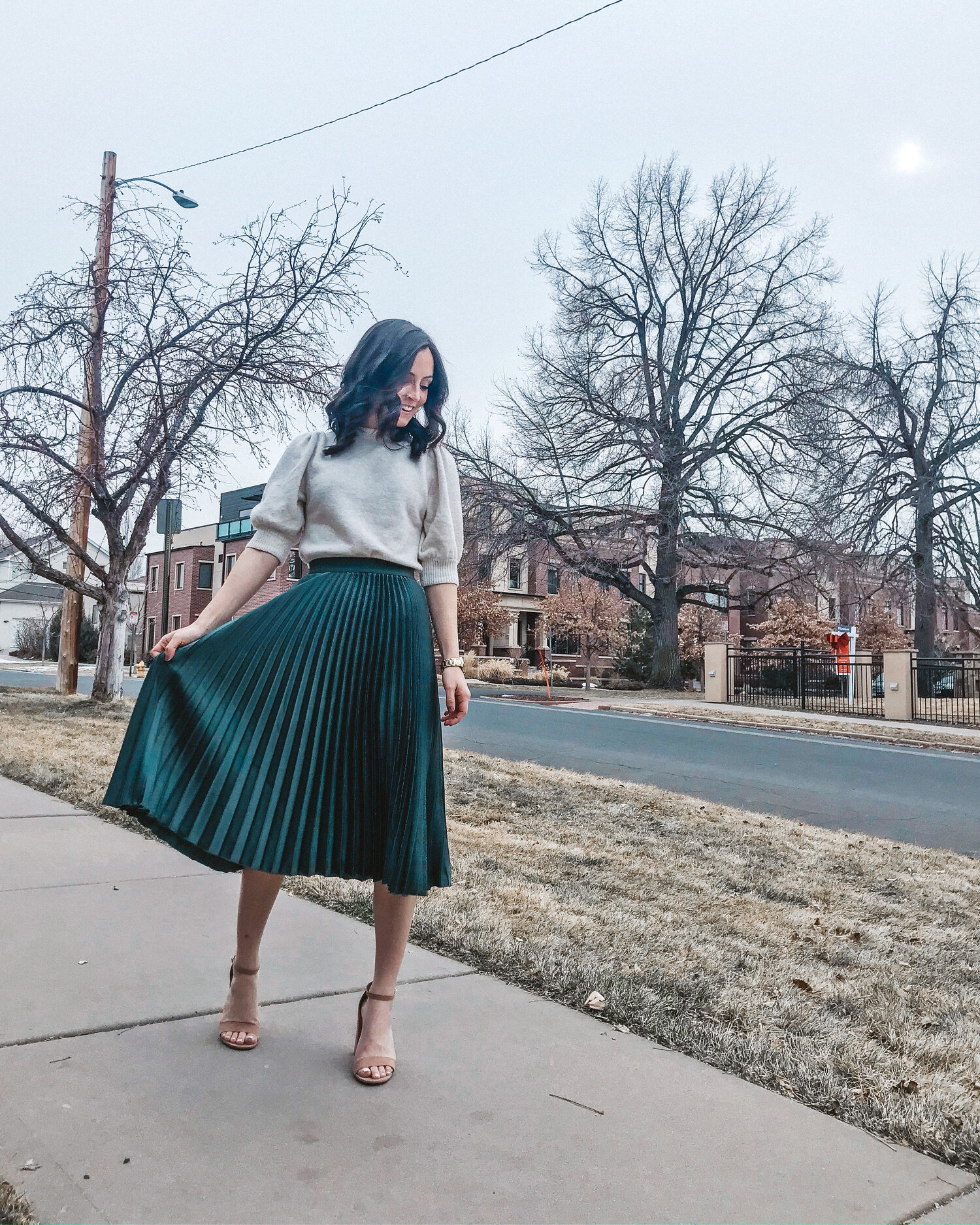How to wear a pleated skirt like a pro - Lookiero Blog