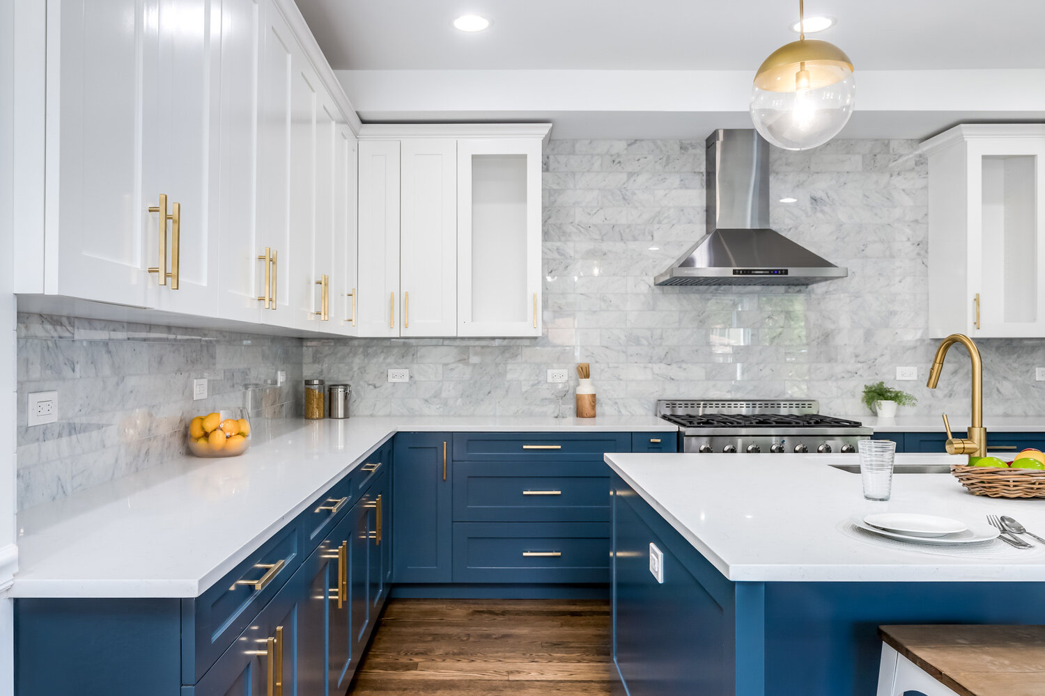 How to Master the TwoTone Kitchen Trend — Builders Alliance