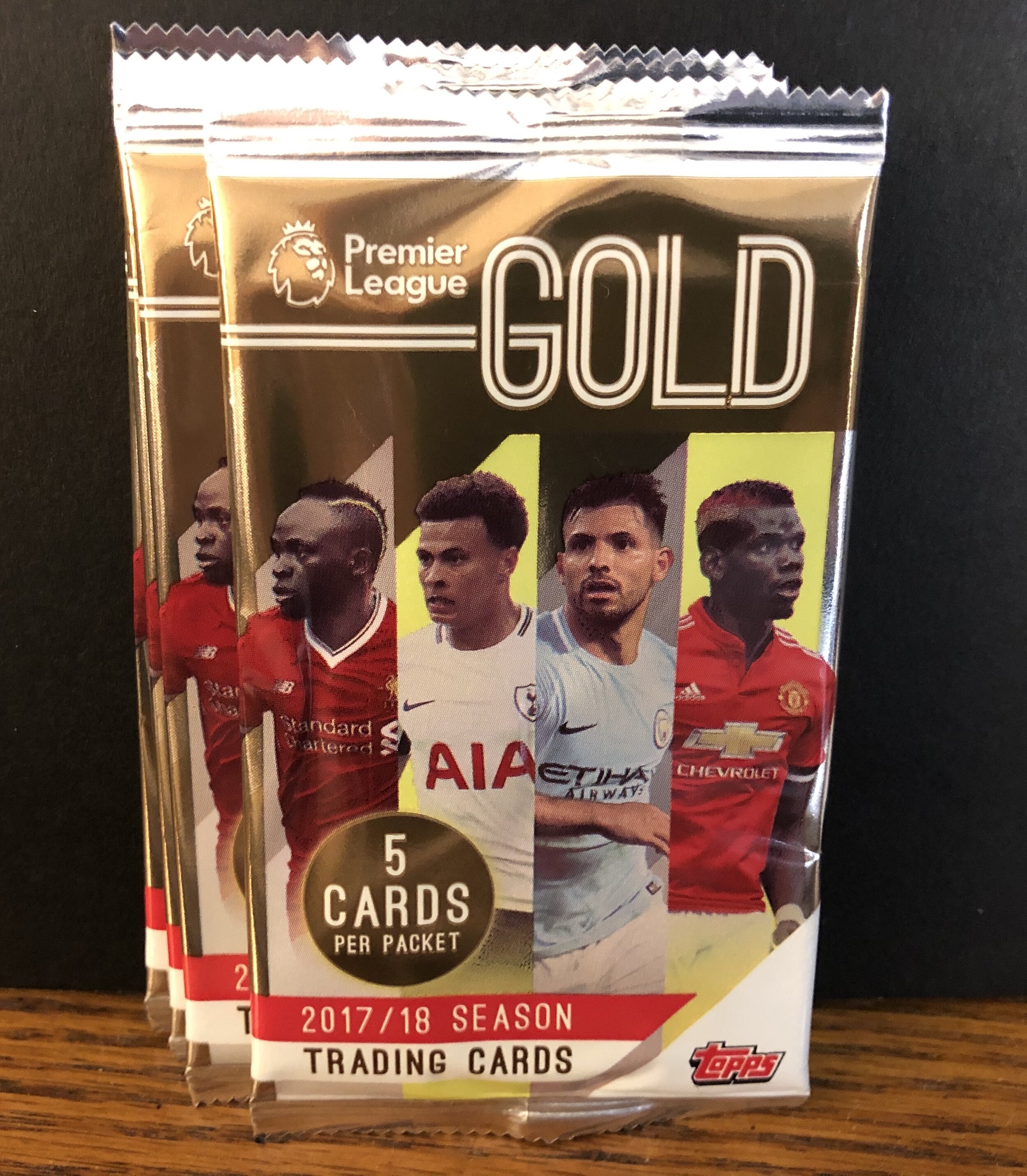 Topps 2017-18 Premier League Gold Card Box 24-Pack Box 