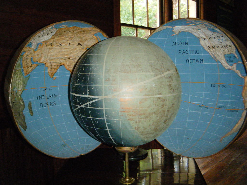 Koreshan Globe. Koreshan State Park