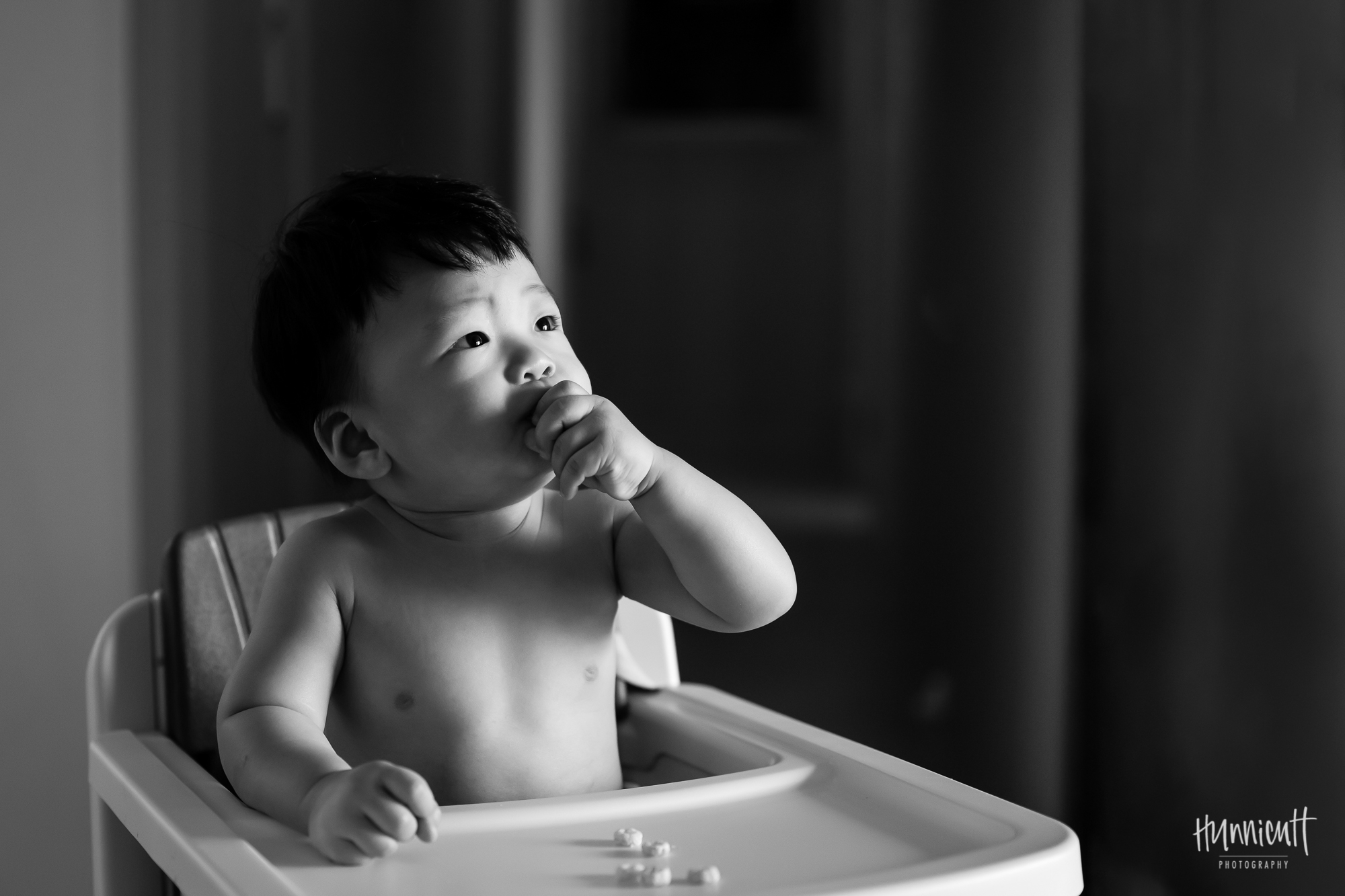 Indoor-Natural-Light-Family-HunnicuttPhotography-RebeccaHunnicuttFarren-Taichung-Taiwan-19