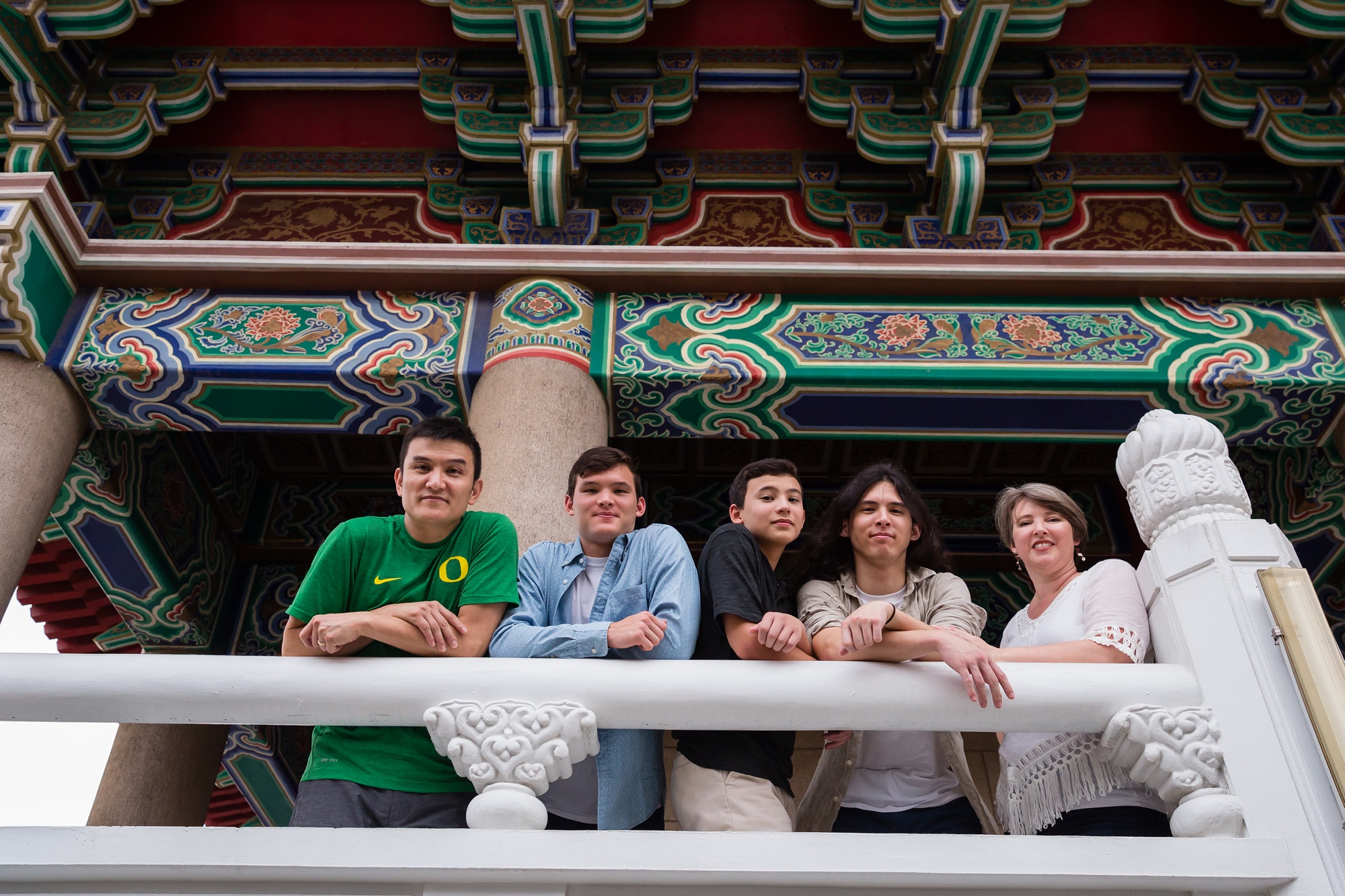 Taichung-Family-Temple-Session-Hunnicutt-28
