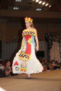 The Queen of Hearts by Larry Moss and Kelly Cheatle appeared in the Las Vegas Balloon Couture Fashion Show in 2008.