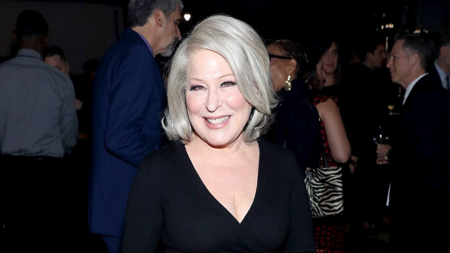 Bette Midler's Net Worth is Something to Sing About