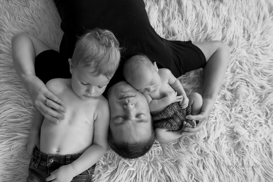 burwood baby photographer, father and his sons