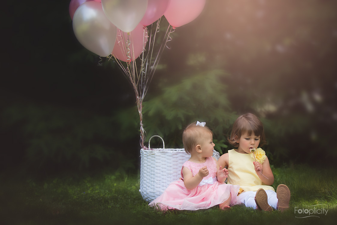 children with balloons by fotoplicity
