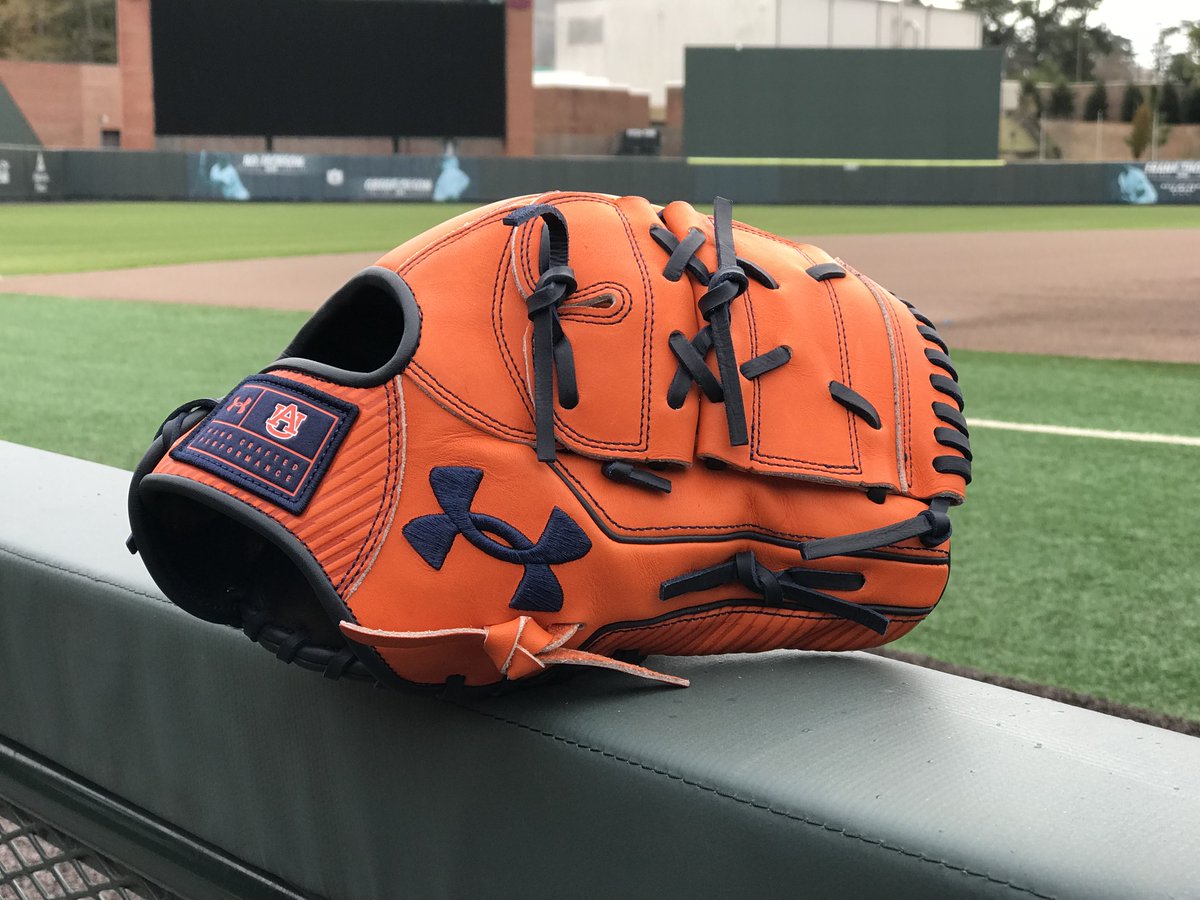 New Baseball Gloves for Auburn — UNISWAG