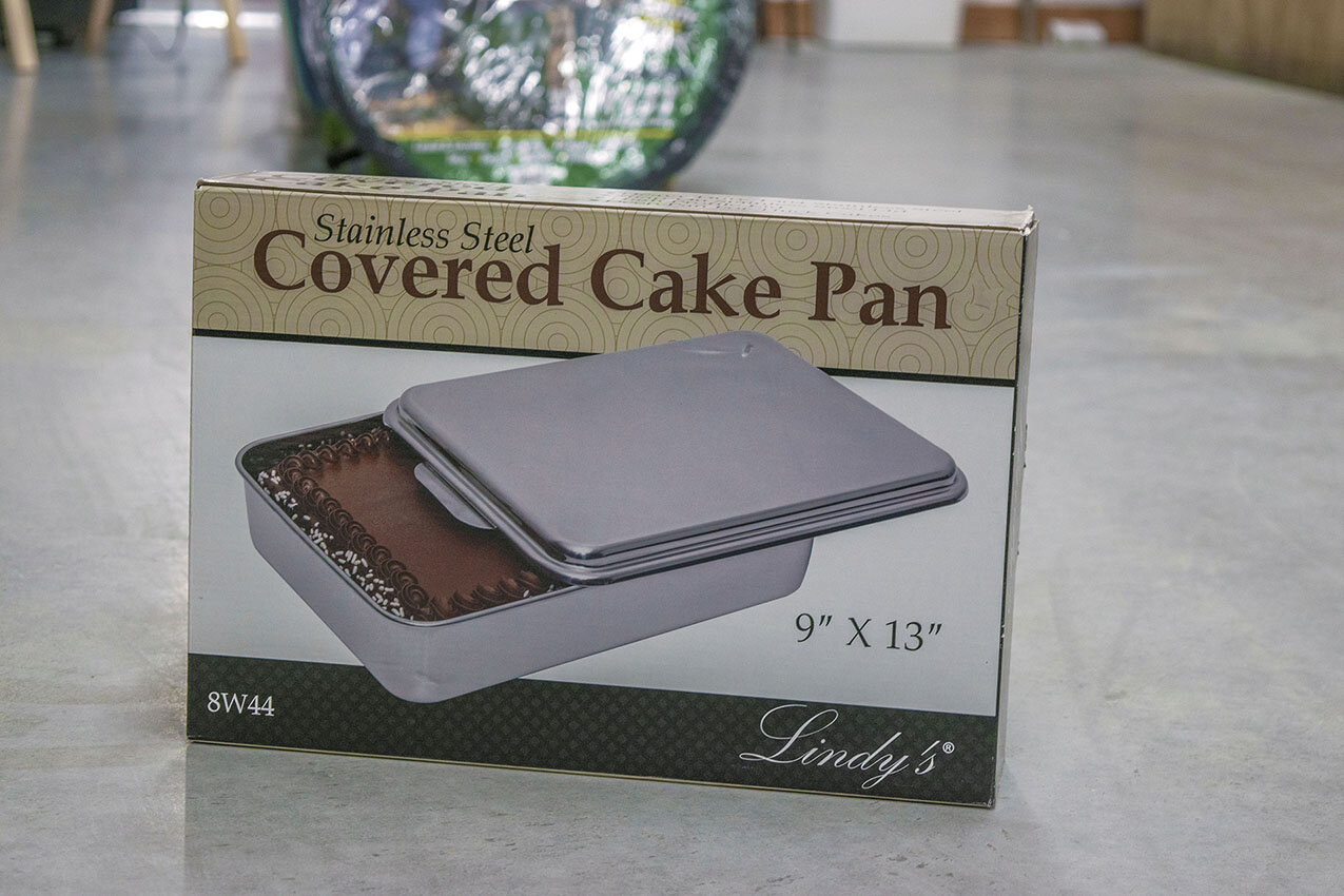 Lindy's Covered Cake Pan — Country View Store