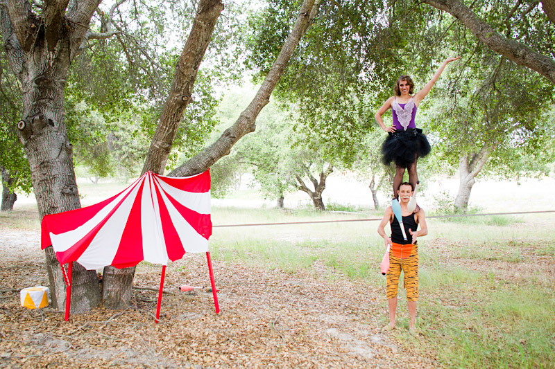 Loriana Ranch, San Luis Obispo Vintage Circus Freak Show Blue Bird inspiration shoot of tightrope walking juggling couple (6 of 6)