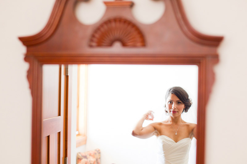 san luis obispo wedding photography of the bride getting ready (2 of 4)