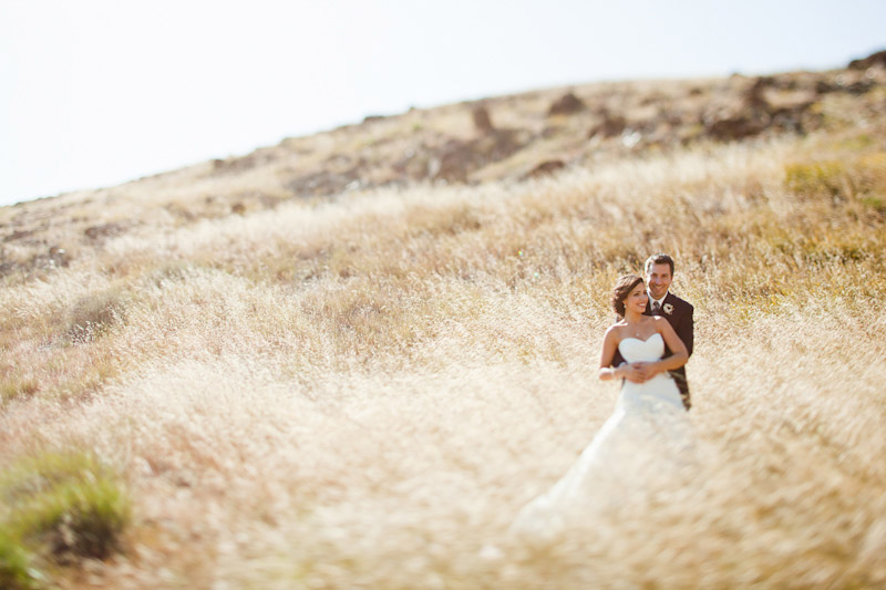 San luis obsipo wedding photography of a couple in a field with beautiful light (5 of 5)