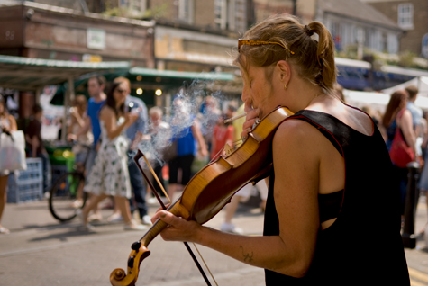 Fiddler in broadway market