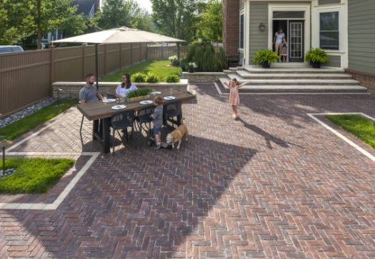 5 Beautiful Ways To Edge Your Hinsdale Il Brick Paver Patio Goldleaf Landscape Management,Whats The Best Gin