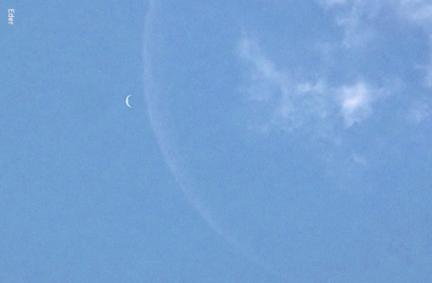 Moon and Venus in Daylight