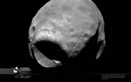 Wallpaper: Phobos Portrait