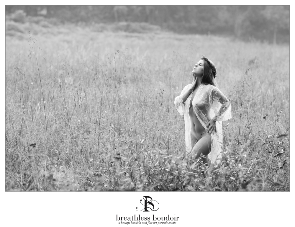 black and white nude in field charlottesville fine art photography