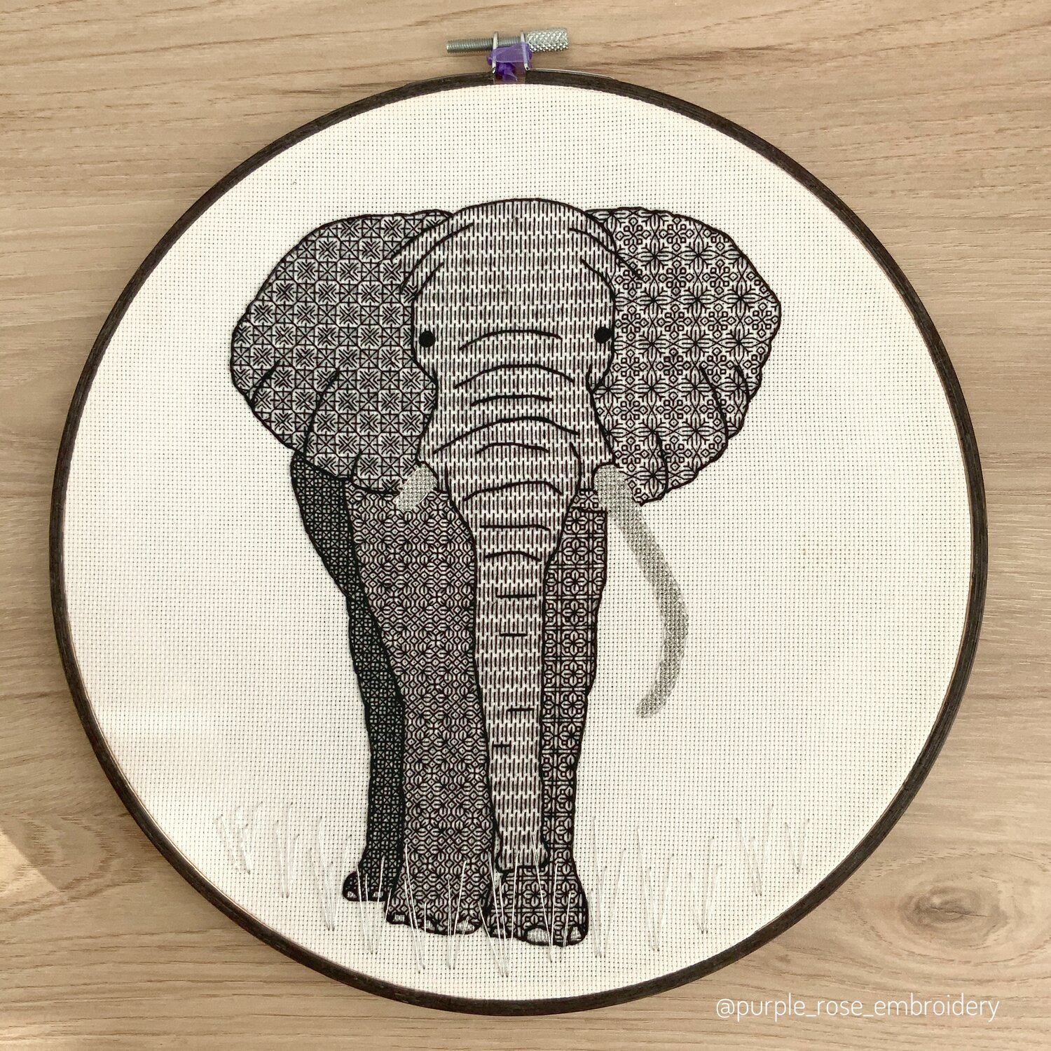 Five pens for transferring embroidery patterns — Embellished Elephant
