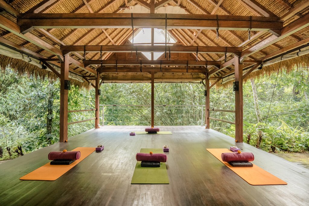 Yoga Retreat Centers for hire  Yoga Teacher Training Centers for hire
