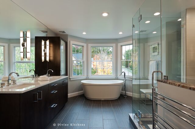8 must-haves for a high-end bathroom design — divine design+build