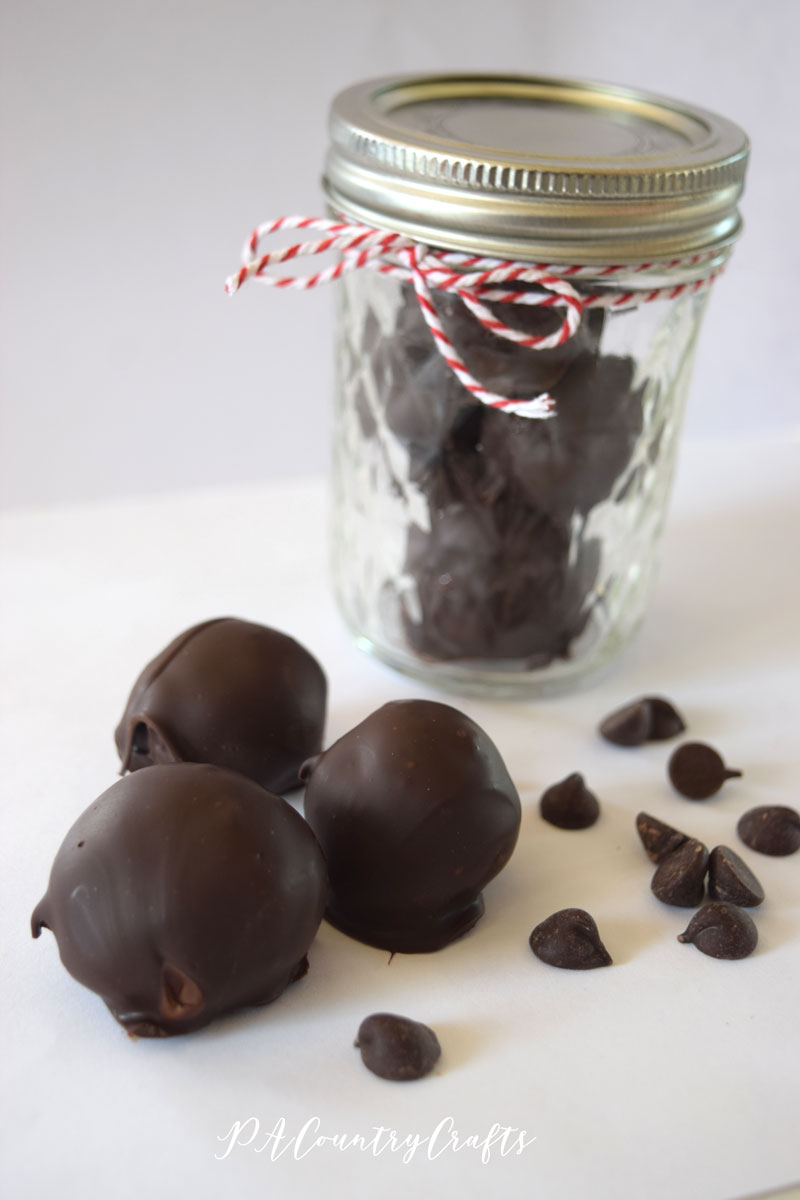 These are seriously the easiest chocolate truffles you will ever make!