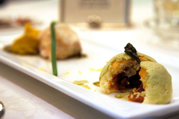 Golden Peony Conrad Centennial Singapore - Tea Inspired Menu - Baked Green Tea Flavoured 'Bo Luo Bao' with Barbecued Char Siew
