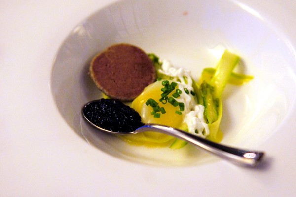 Il Cielo Hilton Singapore - Calvisius Caviar Promotion - 62-degree Celsius Egg with Calvisius Caviar Da Vinci