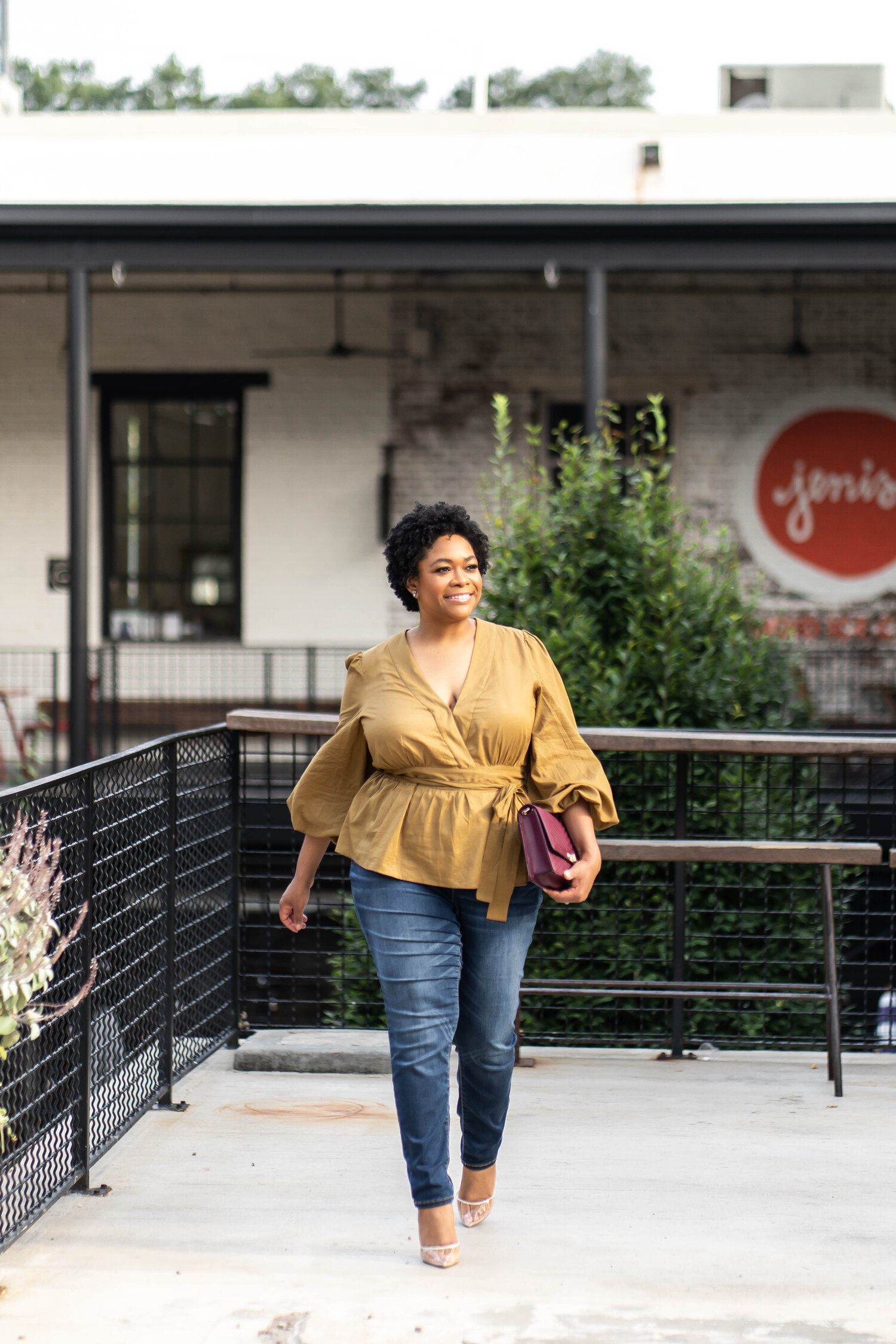 8 Plus-Size Fashion Bloggers of Color You Need to Know  Plus size fashion, Plus  size summer dresses, Plus size fashion for women