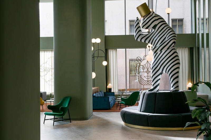 Hotel Barceló Torre de Madrid by Jaime Hayon reception - zebra striped bear