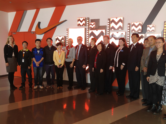Portland Delegation visit to Nike Taichang Logistic Center 2013
