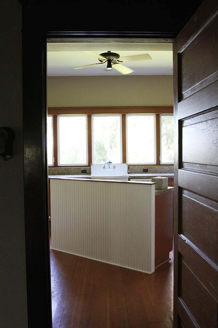 The Grit and Polish - Farmhouse Kitchen Before