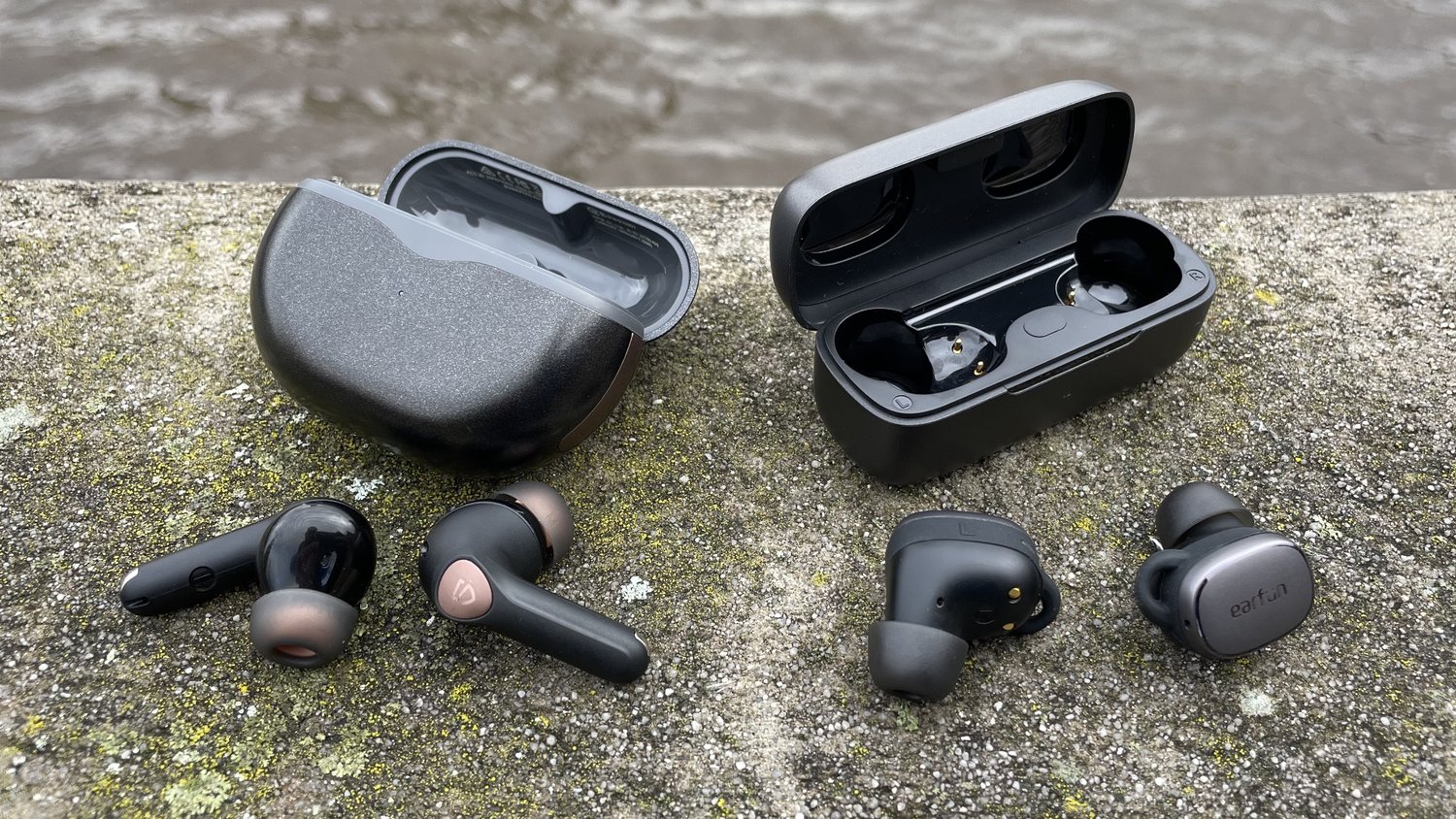 Soundpeats Air 4 Pro vs Xiaomi Redmi Buds 5 Pro: Which Earbuds