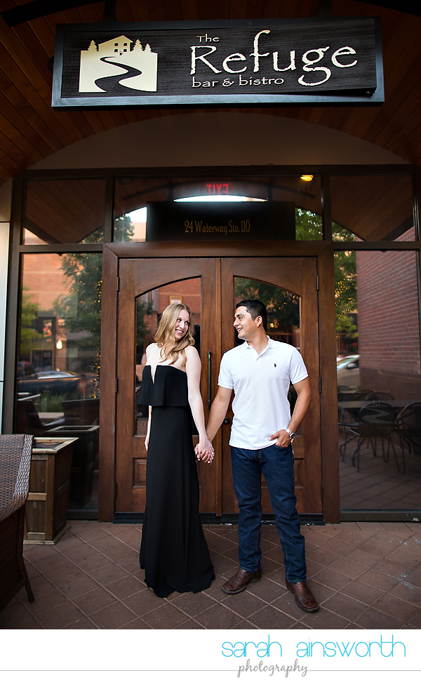 the-woodlands-wedding-photographer-market-street-the-woodlands-waterway-engagement-pictures-meghan-phil23