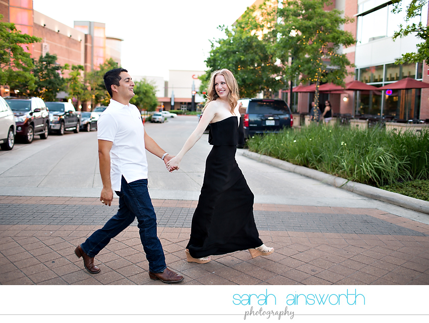the-woodlands-wedding-photographer-market-street-the-woodlands-waterway-engagement-pictures-meghan-phil25