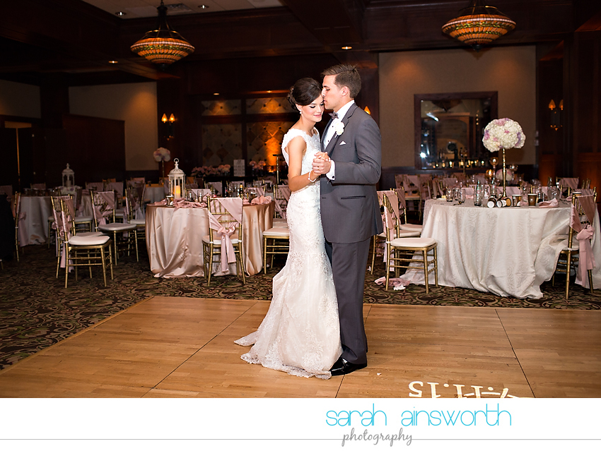 the-woodlands-wedding-photographer-chapel-in-the-woods-woodlands-country-club-shelby-travis75