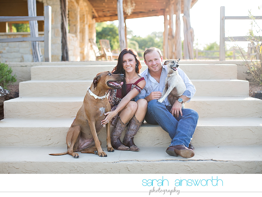 moffitt-oaks-wedding-tomball-wedding-photographer-tomball-rustic-engagement-pictures-natalie-justin003